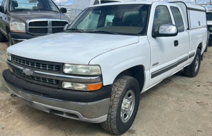 VALLIVUE SCHOOL DISTRICT-1999 CHEVROLET SILVERADO - 4X4!