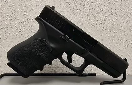Glock 19 Gen 5 9mm Semi Automatic Pistol With Case, Extra Magazine And Accessories-- BZBR393
