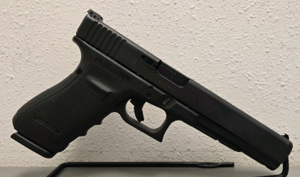 Glock 40 Gen4 10mm Auto Semi Automatic Pistol With Box, (2) Extra Magazines And Extras-- BYZK253