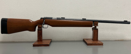 Kimber 82 Government .22LR Bolt Action Rifle &mdash; GM011684