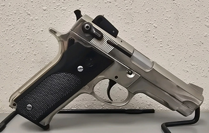 Smith & Wesson Model 459 9mm Semi Automatic Pistol With Extra Magazine And Holster-- A794804