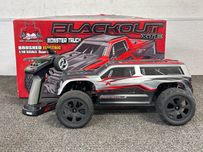 Redcat RC Monster Truck "Blackout XTE"