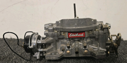 Edelbrock 1407-2156 750CFM Carburetor With Electronic Choke- Like New Condition