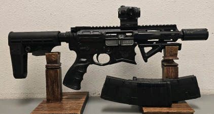 Viper Strike Industries Model VSI-15 5.56/.223 Multi-Cal Semi Automatic Pistol With Sig Sauer Romeo5 Optic-- VIPER0009