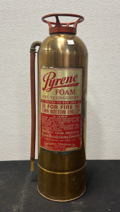 (1) Vintage Fire Extinguisher