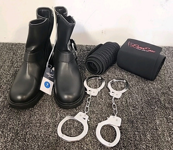 Universal Thread Size 7 Ladies Boots With Memory Foam.. Curve Ease Body Wrap and Handcuffs..