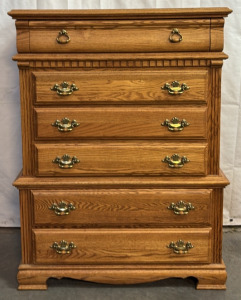 Vintage 6-Drawer Dresser