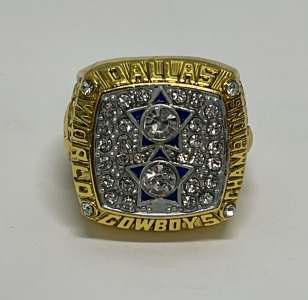 1977 Dallas Cowboys &ldquo;Roger Staubach&rdquo; NFL World Champion Superbowl Ring Size 11