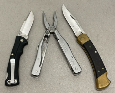 Buck Multitool & (2) Folding Buck Knives