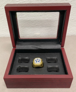 1971 Dallas Cowboys &ldquo;Roger Staubach&rdquo; NFL World Champion Super Bowl Ring Size 10-1/2 W/ Collectors Box