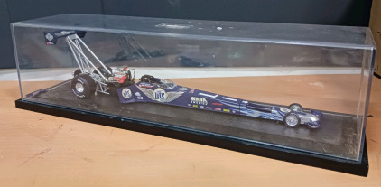 (1) Larry Dixon Miller Lite Dragster - 1:24-Scale in Display Case - 1999 Limited Edition