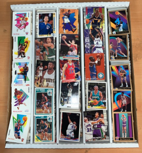 1000+ Assorted Baseball Cards