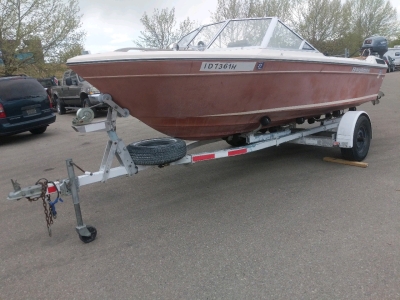 Bayliner Mutiny 19ft Boat and Trailer