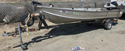 1980 SEA NYMPH BOAT AND TRAILER