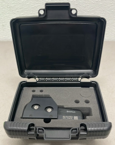 EO Tech HOLOgraphic Weapon Sights (Red Reticle W/ Night Vision Function, In Original Hardcase