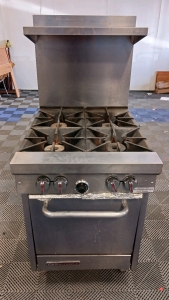 (1) Southbend Commercial 4-Burner Gas Range w/ Oven & High Back Shelf - 24"x33"x59&frac12;"H