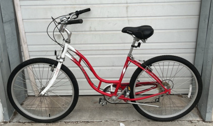 26x2.425 White & Red Shwinn Cruiser Bike