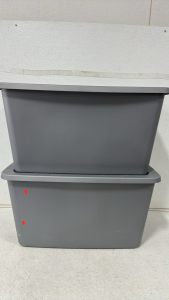 (2) Grey Sterilite Plastic Container w/ Lids (26&rdquo; x 15&rdquo; x 16&rdquo;)