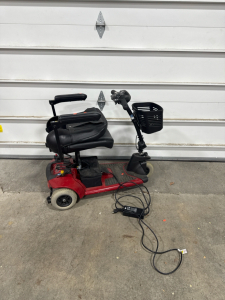 (1) Mega Motion Travel Pro Tri Mobility Scooter