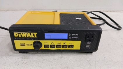 (1) DeWalt DXAEC801B Battery Charger - 30A Charging 80A Engine Start - Powers On!
