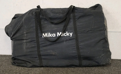 Mika Micky Baby Bassinet Bedside Sleeper