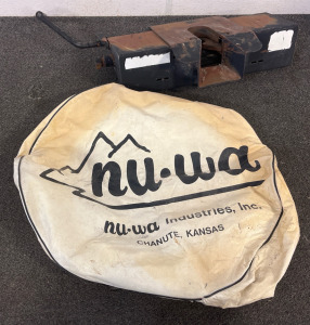 Fifth Wheel Hitch, Spare Tire Cover