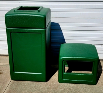 CITY OF MIDDLETON 5 GREEN SQUARE WASTE CONTAINER 34"Tx19"W WITH 5 EXTRA SIDE OPENING DOME LID 14"X19"W
