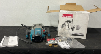 (1) Makita Router