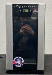(1) Frigidaire Mini Fridge
