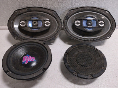 (2) 7"x 9" Sony Xplod XS-R6945 4-Way Car Speakers, (1) 6&frac12;"x 6&frac12;" Pyle LW1020/4 Car Subwoofer & (1) Unbranded 6&frac14;"x 6&frac14;" Car Speaker