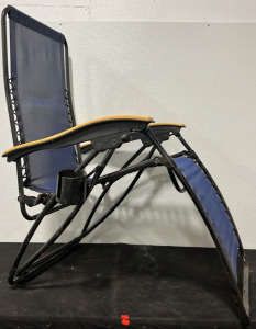 (1) Reclining Camping Chair