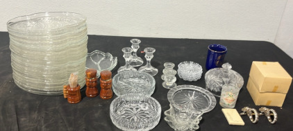 (17) Glass Plates (2) Vintage Salt & Pepper Shakers (16+) Glads Decor Items