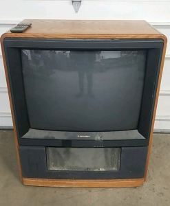 Mitsubishi TV Receiver-1994 Model-Remote Included