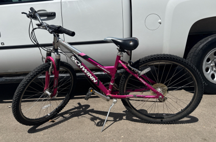 (1) 26&rdquo; Schwinn Woman Inspired Pink Bike