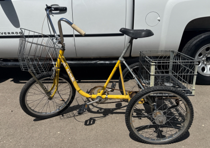 (1) Idlewood Yellow Adult Tricycle With Basket
