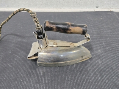 Vintage General Electric Hi-Speed Calrod Electric Iron Model "R" w/ Wood Handle, Made in USA 8"