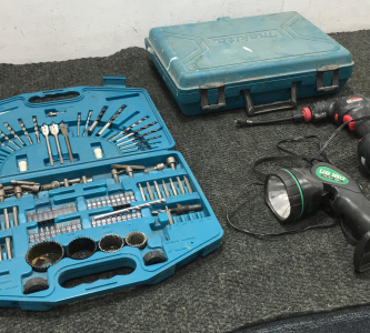 Large Drill bit Set With Holesaws And More