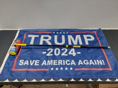 Adjustable Mr Longarm Twist Lok Paint Roller 33&frac12;"-53&frac34;" (New in Original Packaging), Trump 2024 Flag 58" x 34"