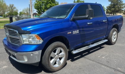 2015 RAM 1500 BIG HORN - 4X4 - TOW PACKAGE!