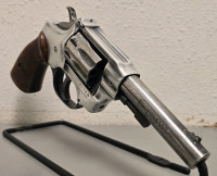 High Standard R-106 .22 Cal Revolver-- 1541493 - 6
