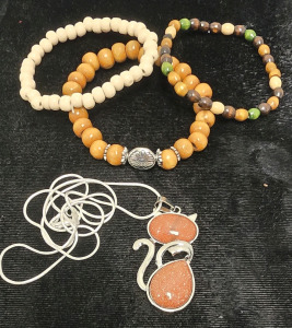 (3) Bohemian Wood Bracelets, Natural Stone Cat Pendant Necklace