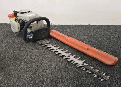 Echo HC-150 Hedge Trimmer- Has Compression