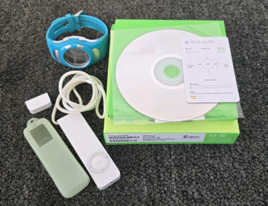 iPod Shuffle 1gb And Bowflex Workout Watch