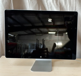 24&rdquo; Apple Thunderbolt Display