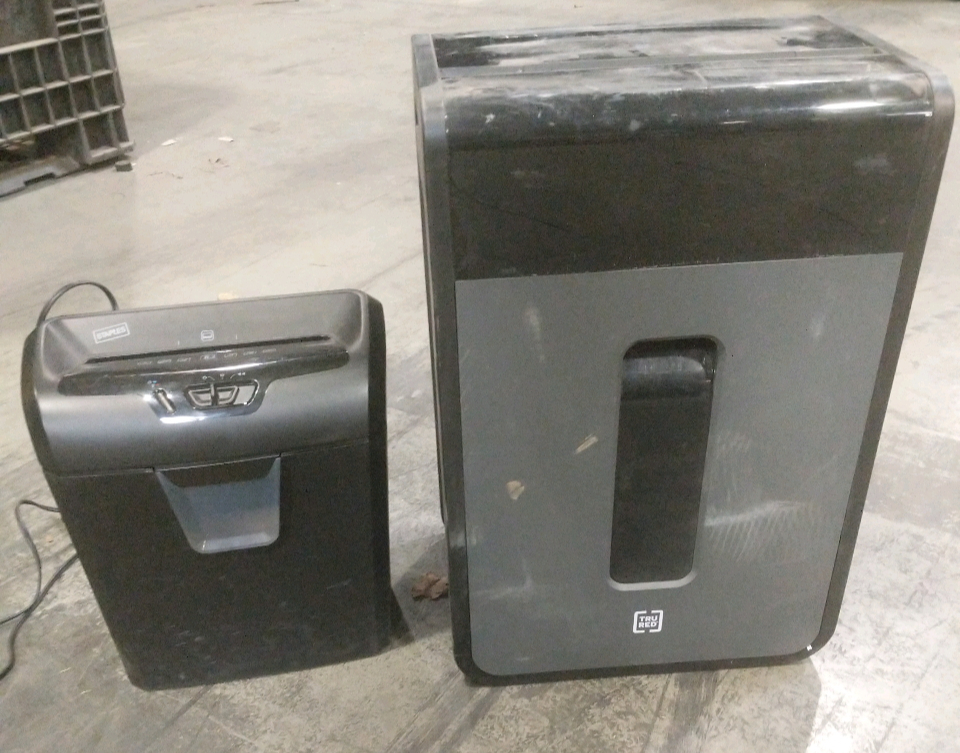 TruRed Large Paper Shredder And Staples Small Paper Shredder Trured large paper shredder and staples small paper shredder