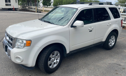 2011 Ford Escape - Heated Seats - Bluetooth!