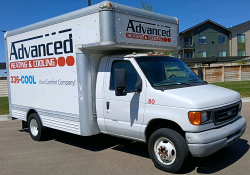 2006 FORD ECONOLINE COMMERICAL - PULL OUT RAMP!