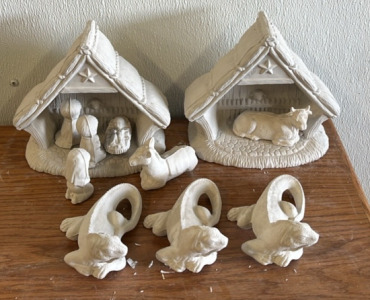 (3) Small Iguana Ceramic Pieces (3) Praying Ceramic Pieces (2) Straw House Ceramic Pieces