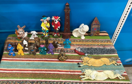 An Assortment of Ceramic Pieces (3) Ceramic Incense Ash Trays