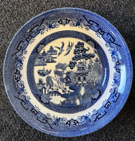 45 Piece Blue and White Churchill England Dish Set - 4